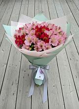 Букет цветов из:  Альстромерии в Мишелёвке