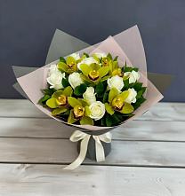 Букет цветов из:  Орхидеи и Розы в Мишелёвке