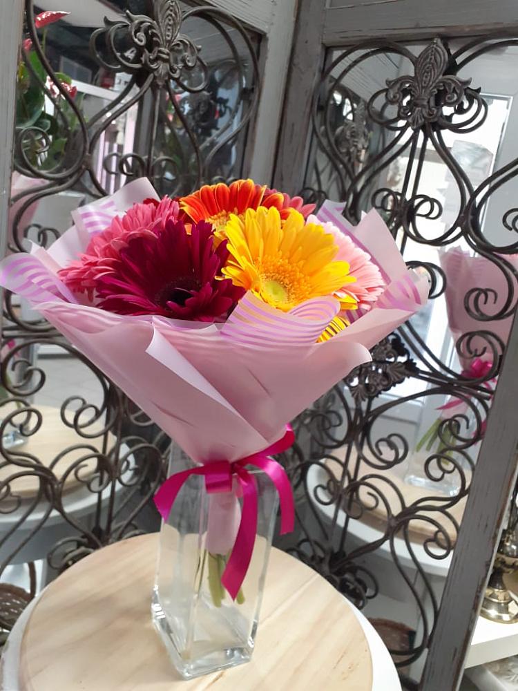 Букет цветов из: Герберы в Мишелёвке