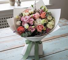 Букет цветов из:  Розы, Лизиантусы и Гвоздики #REPLACE_PRED# Мишелёвке