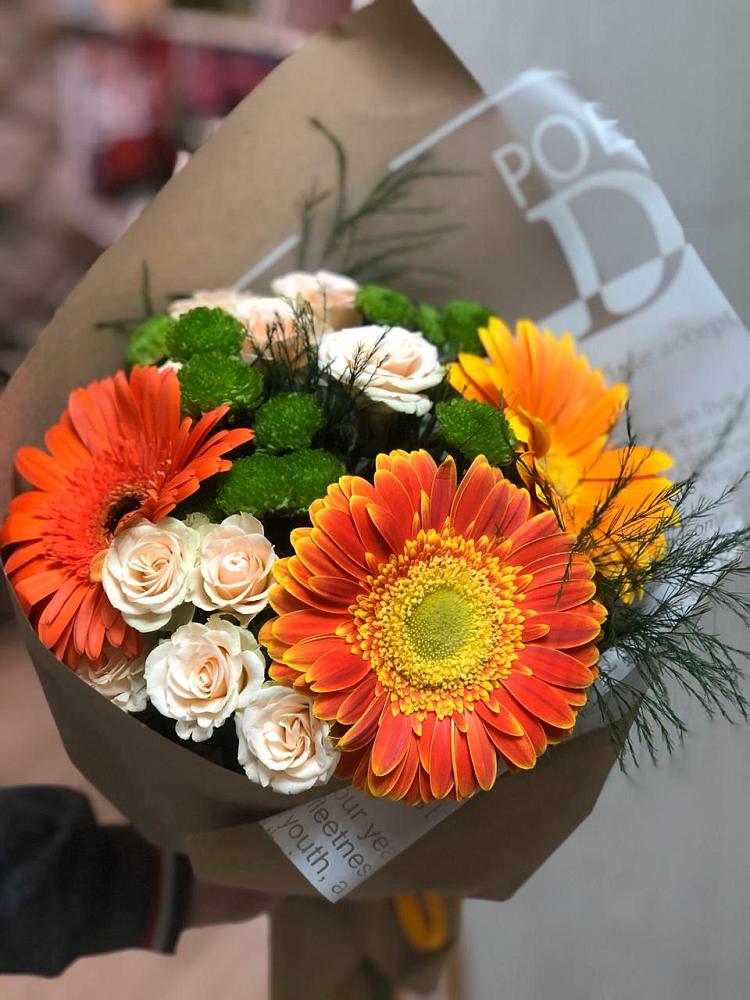 Букет цветов из: Герберы, Хризантемы и Розы в Мишелёвке
