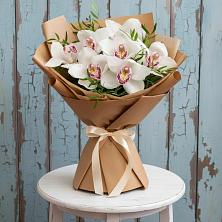 Букет цветов из:  Орхидеи и Розы в Мишелёвке